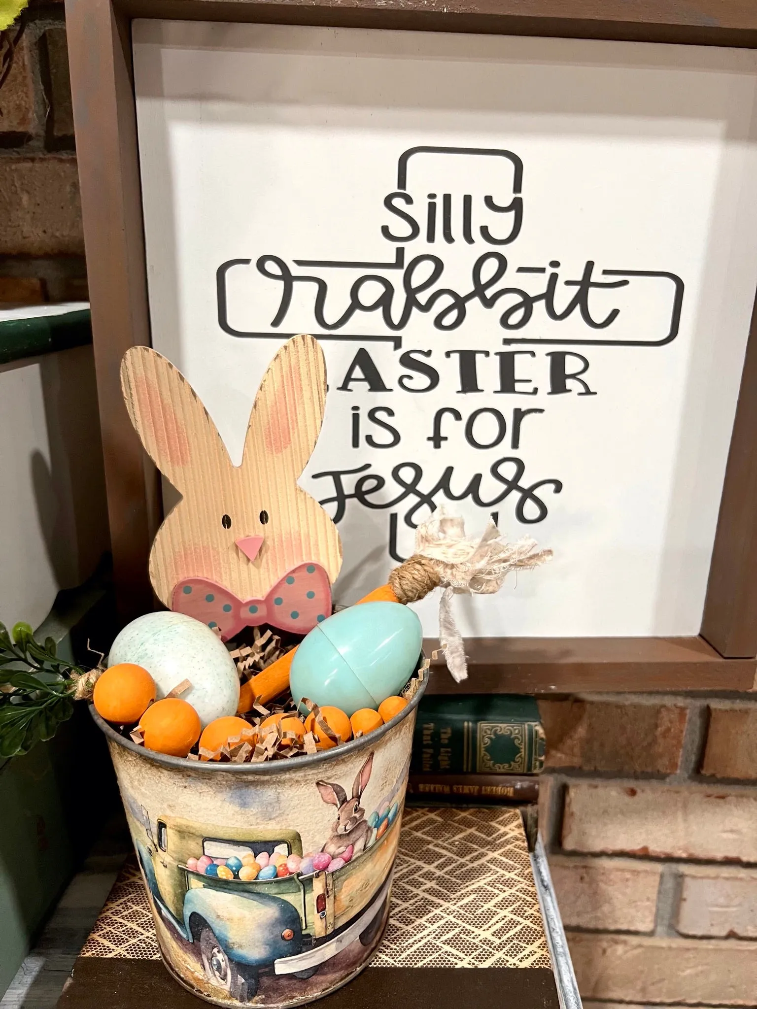 DIY Home Decor - Bunny Bucket