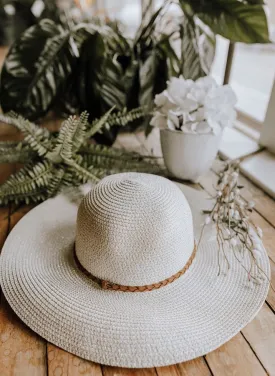 Shimmery Cream Sunhat