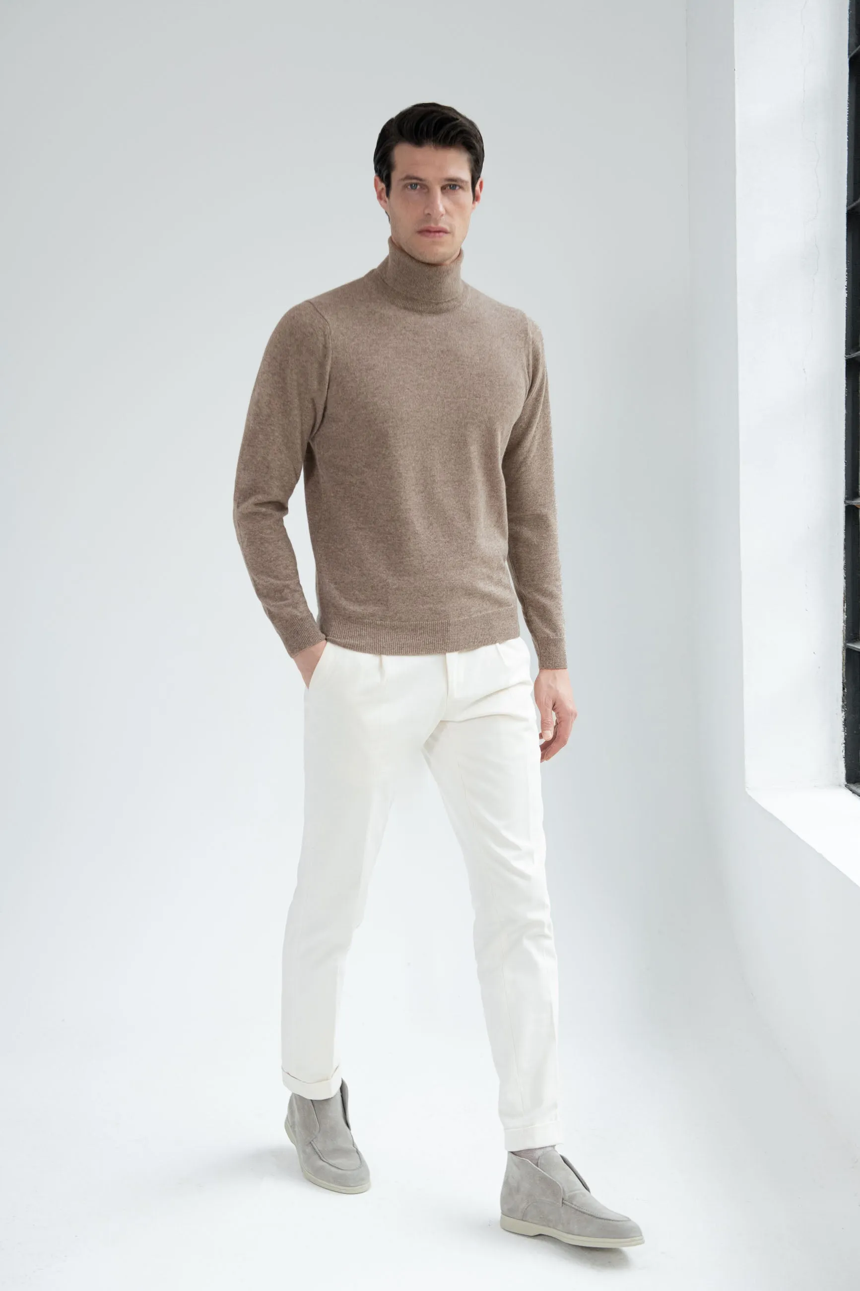 Taupe cashmere turtleneck – Made in italy